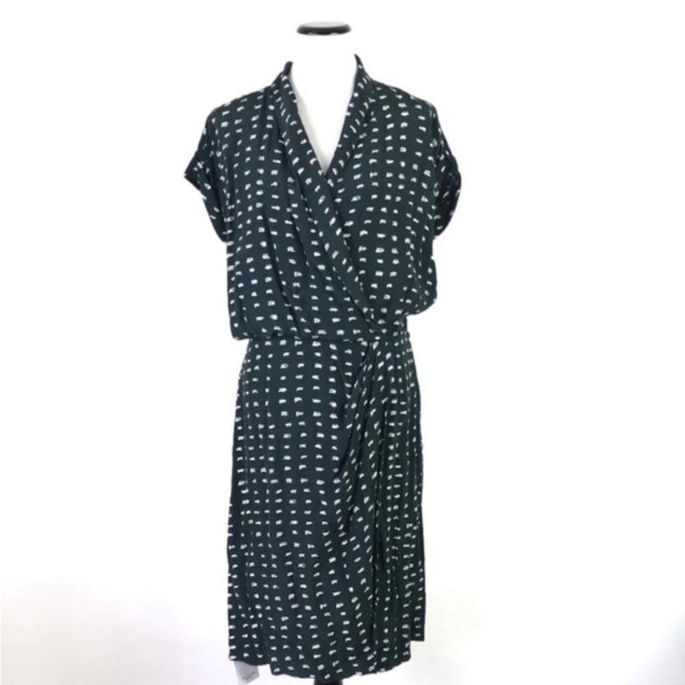 MM LaFleur Jasmine Faux wrap dress size 14